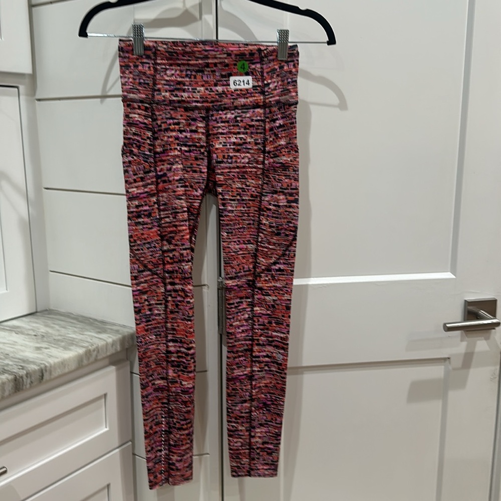 (6214) LULULEMON Fast and Free Tight II 25" *Nulux Sz 4 - Picture 6 of 9